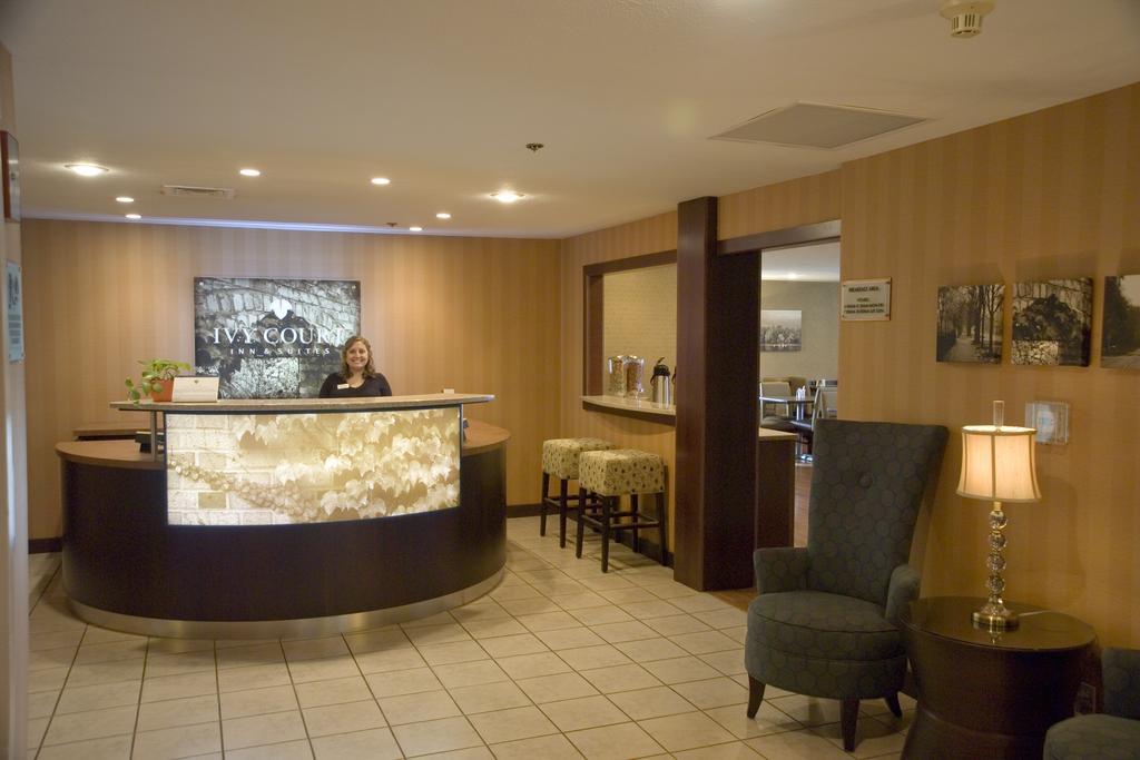 Hotel Ivy Court And South Bend
