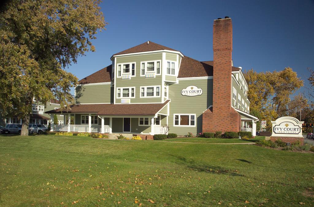 Ivy Court And Hotel South Bend
